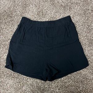 Universal Thread Women's High Waist Black Shorts